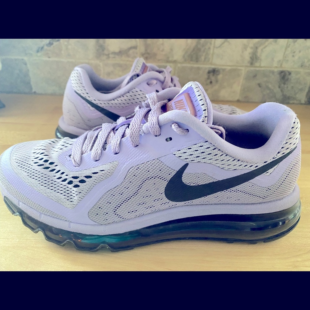 Nike Lilac Running Shoes